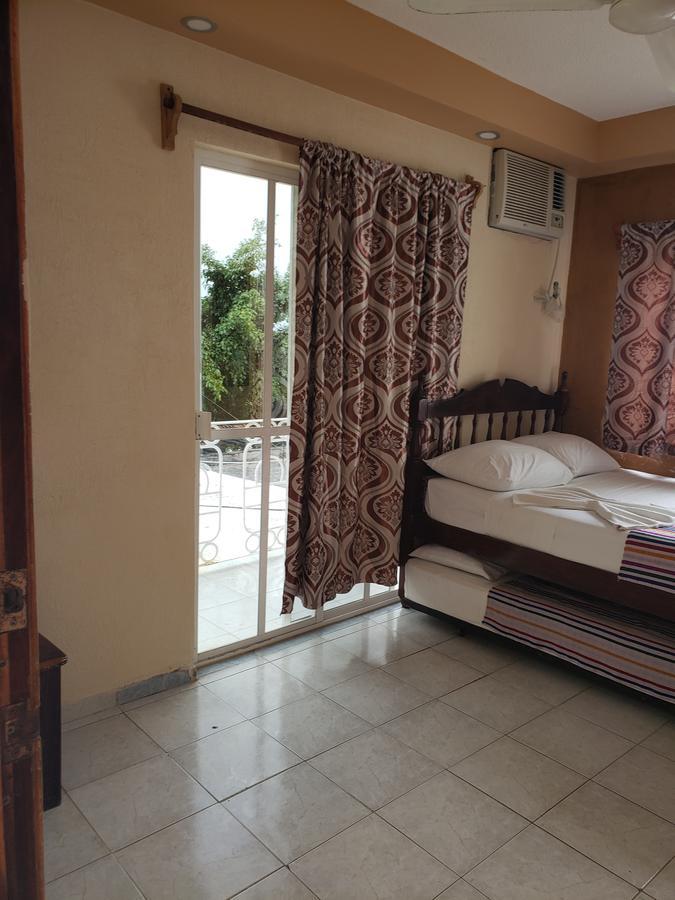 Hotel Cuarto Camino Playa Del Carmen Playa del Carmen Exterior photo